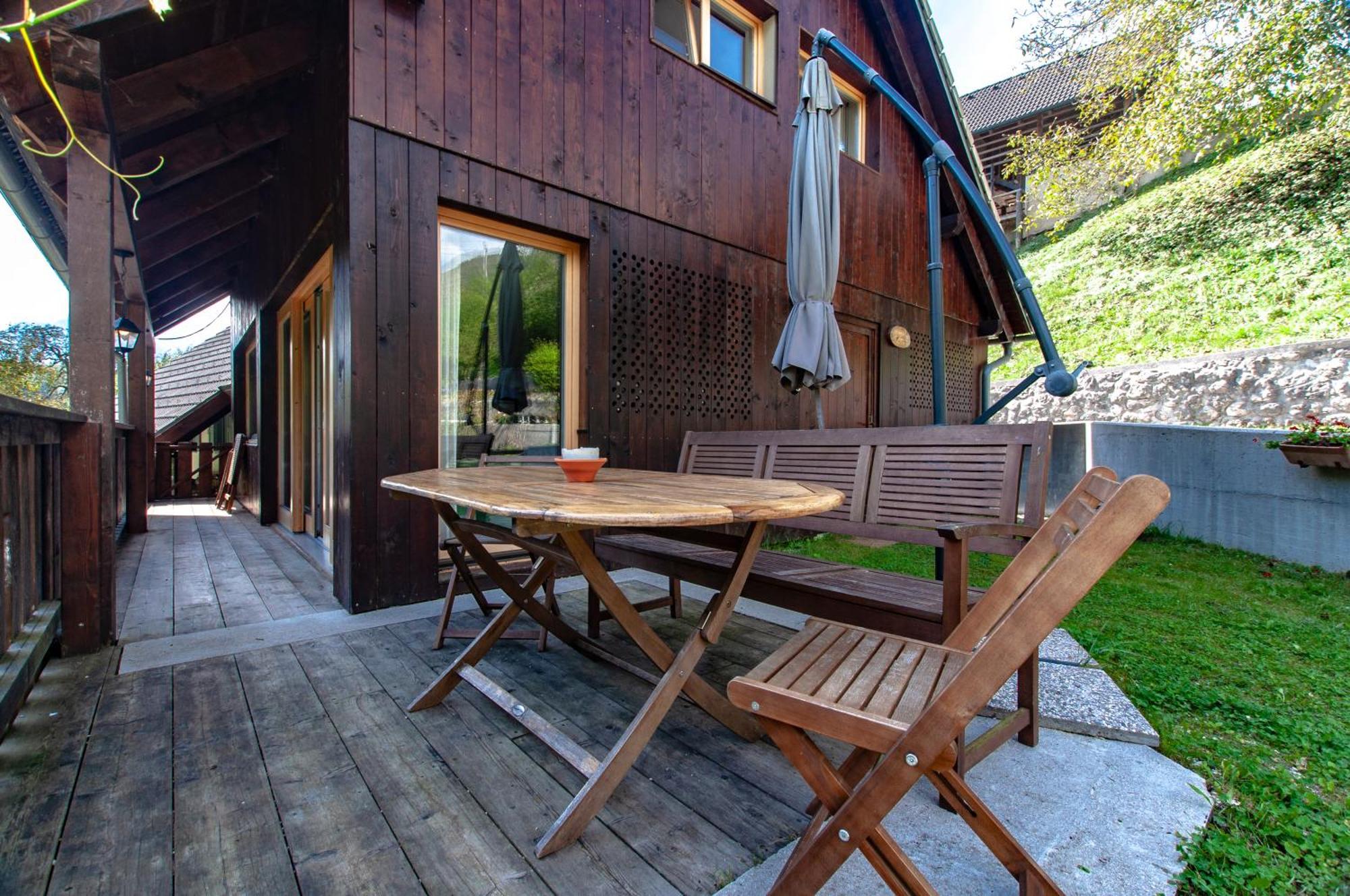 Bohinj Barn Apartment Bagian luar foto